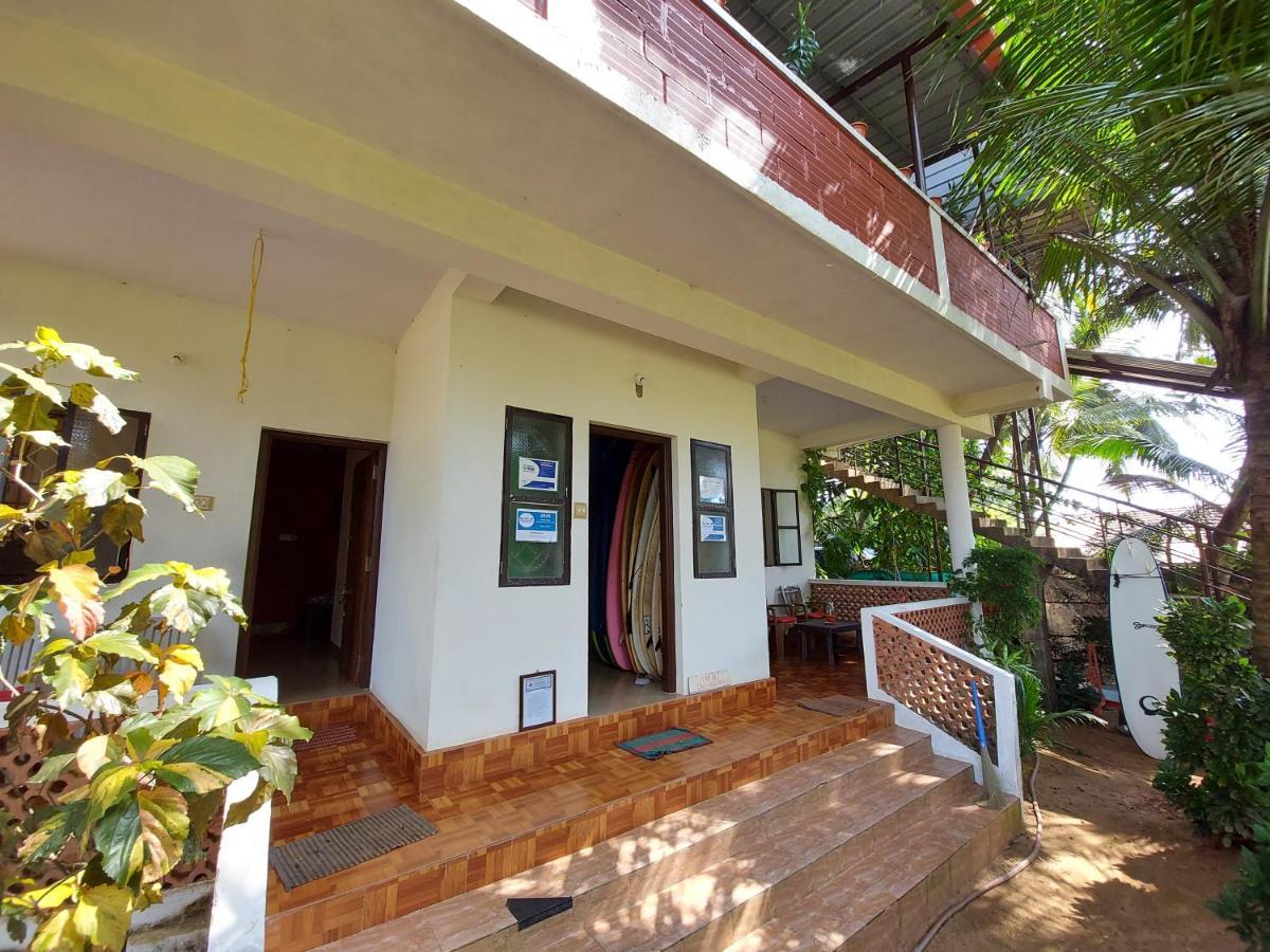 גוקרנה Cocopelli Guest House מראה חיצוני תמונה
